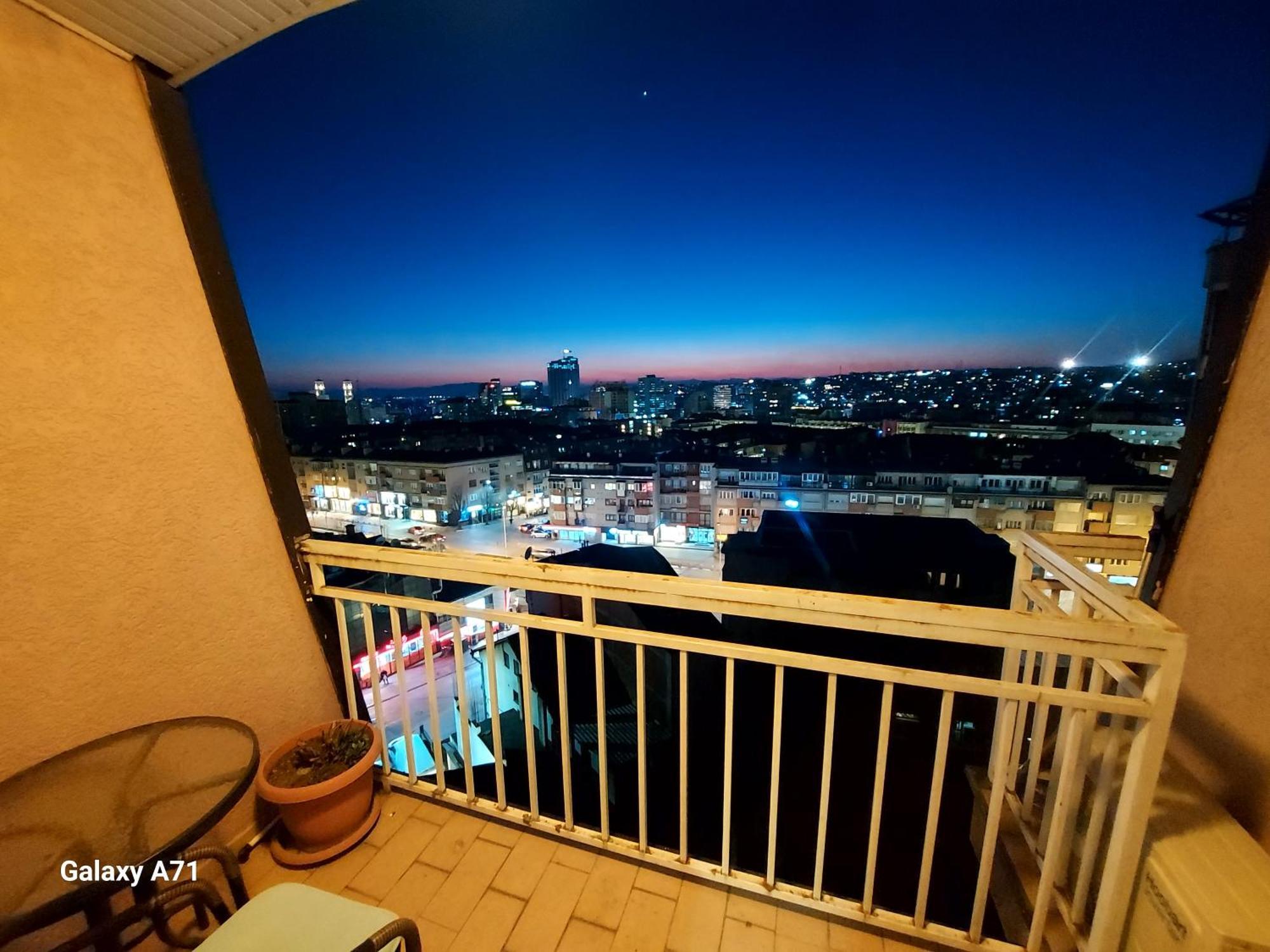 Gorgeous Apartment With City View In The City Center プリシュティナ エクステリア 写真